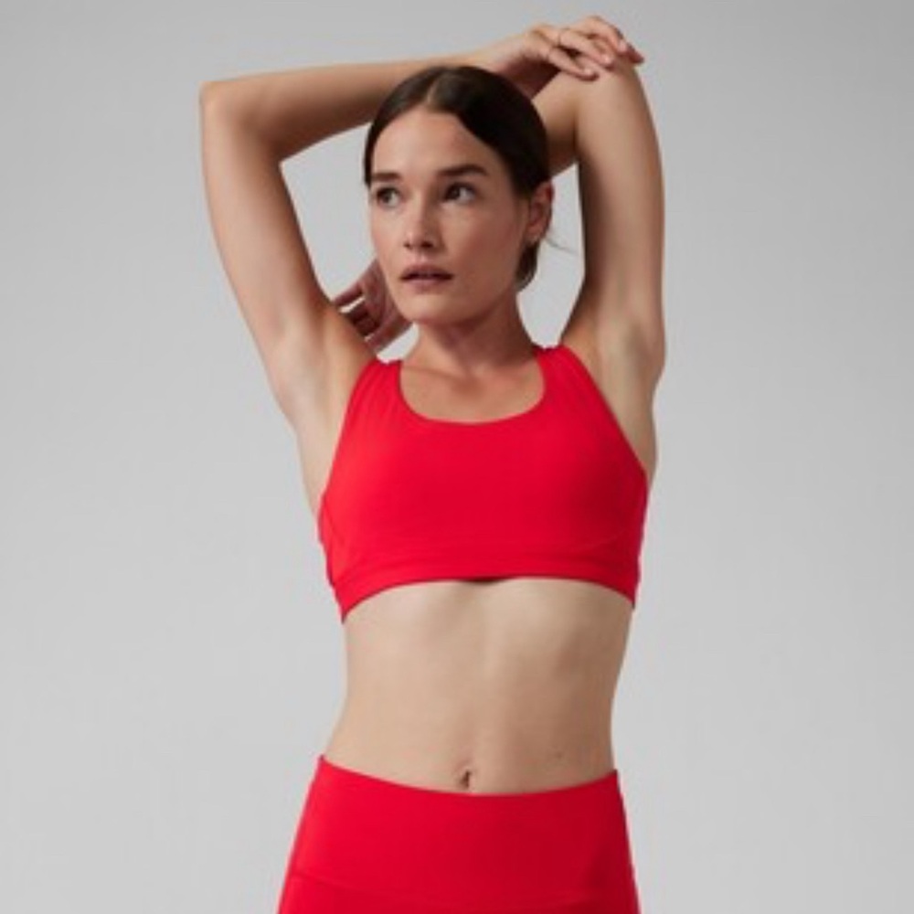 Athleta ULTIMATE BRA A-C Size Medium Matador Red